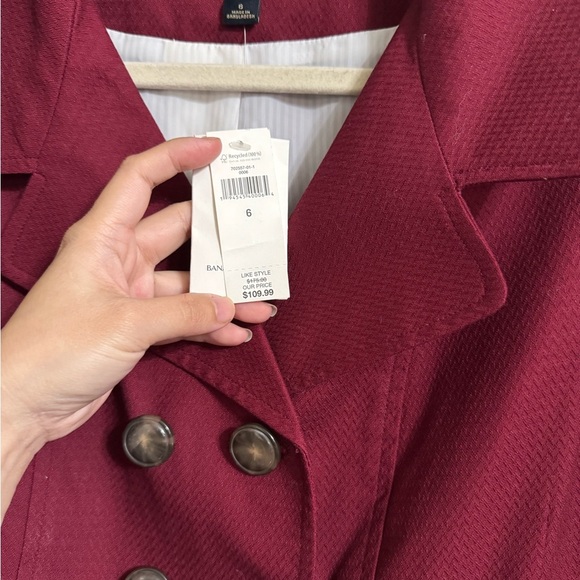 BANANA REPUBLIC Burgundy Double-Breasted Blazer, Size 6 NEW WITH TAG! - Picture 3 of 4